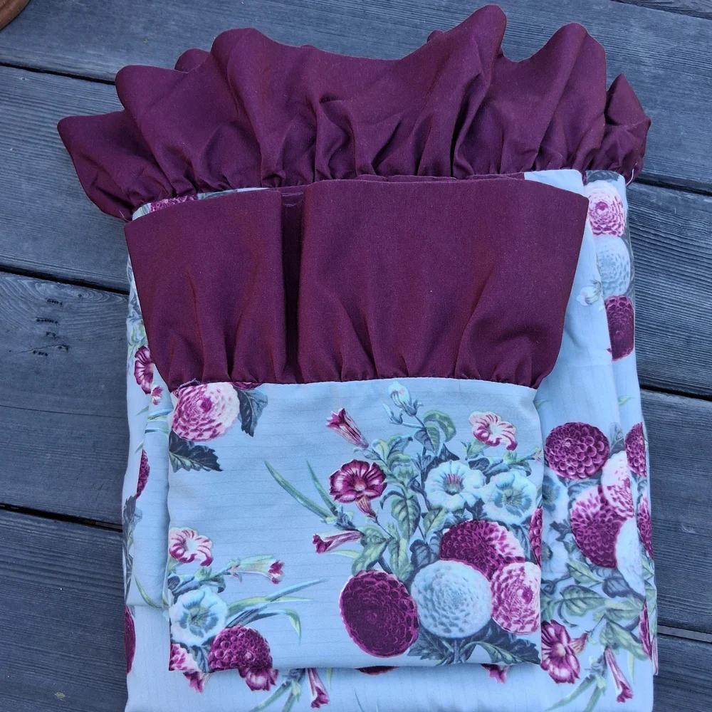 Victorian Trading Co. Sheet Set - Picture 1 of 3